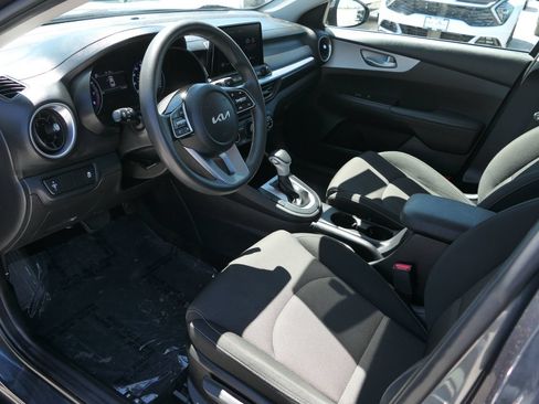 Used 2023 Kia Forte LXS FWD image 11