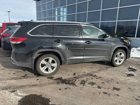 Used 2019 Toyota Highlander Limited image 7