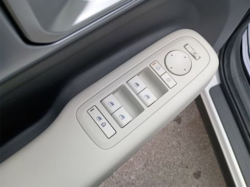 New 2026 Hyundai Santa Fe SE image 19