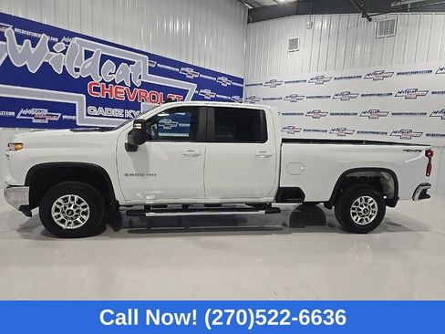 Used 2025 Chevrolet Silverado 2500 LT w/ Convenience Package image 5