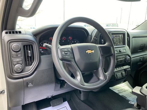 Used 2026 Chevrolet Silverado 1500 Custom w/ Turbomax Blackout Package image 17