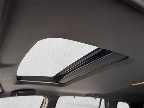 Used 2021 Honda Passport Touring image 16
