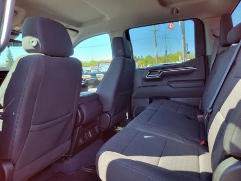Used 2023 Chevrolet Silverado 1500 LT AWD/4WD image 21