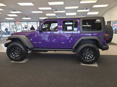 New 2026 Jeep Wrangler Unlimited Rubicon w/ Technology Group image 11