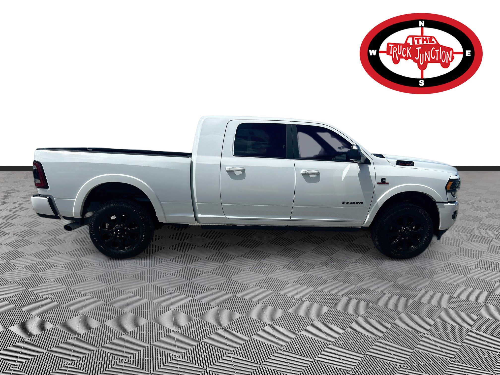 Used 2022 RAM 2500 Limited w/ Night Edition AWD/4WD image 8