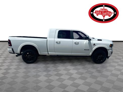 Used 2022 RAM 2500 Limited w/ Night Edition AWD/4WD image 8