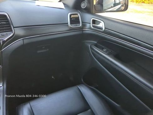 Used 2020 Jeep Grand Cherokee Limited image 18