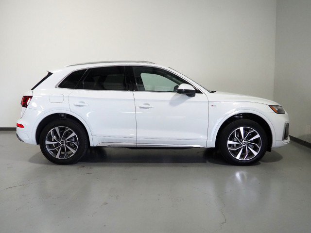 Used 2023 Audi Q5 2.0T Premium Plus w/ S Line w/ Premium Plus Package AWD/4WD image 5