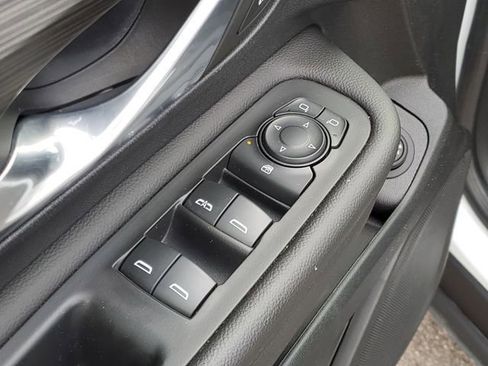 Certified 2022 GMC Terrain SLT image 23