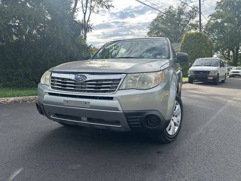 Used 2009 Subaru Forester 2.5X w/ Popular Equipment Group 1A AWD/4WD image 2