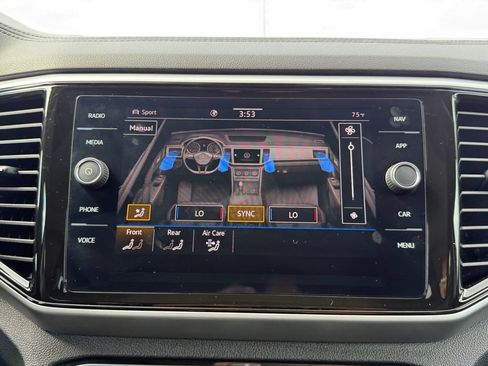 Used 2023 Volkswagen Atlas SEL AWD/4WD image 17