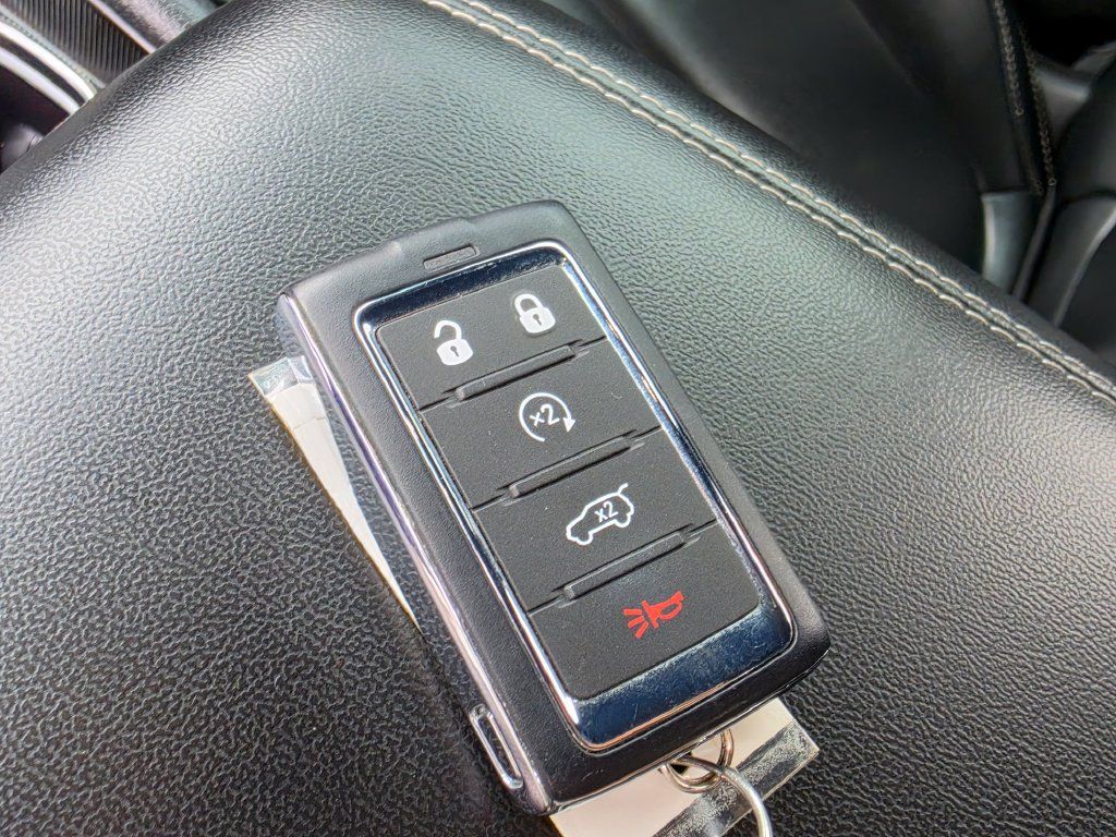 Used 2024 Jeep Grand Cherokee L Limited w/ Black Appearance Package AWD/4WD image 30