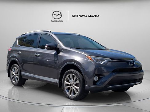 Used 2016 Toyota RAV4 Limited FWD image 2