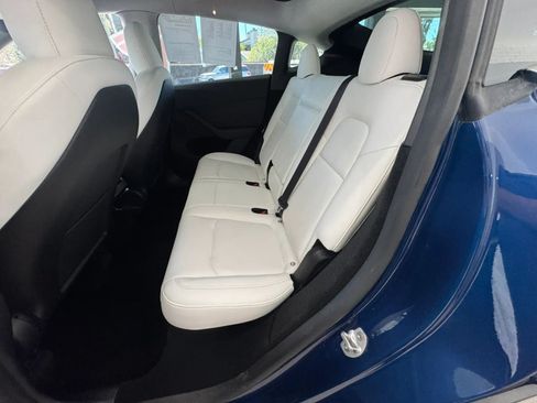 Used 2023 Tesla Model Y Long Range AWD/4WD image 11