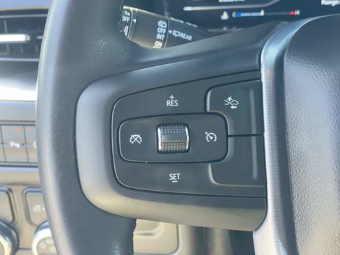 Used 2022 GMC Yukon SLE w/ Gmc Pro Safety Plus Package RWD image 11