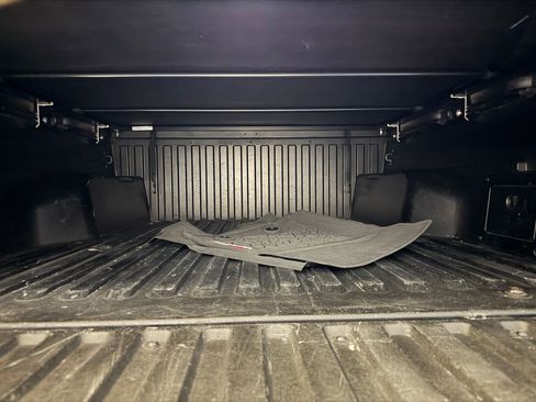 Used 2021 Toyota Tacoma TRD Sport image 36