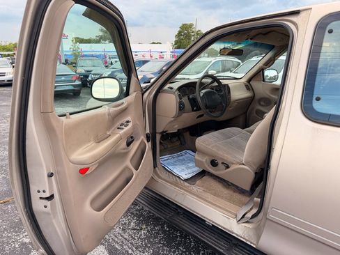 Used 1997 Ford F150 XLT RWD image 8