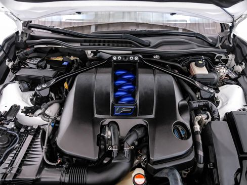 Used 2015 Lexus RC F w/ Premium Package image 41