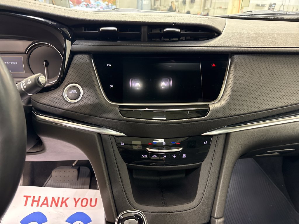 Used 2024 Cadillac XT5 Premium Luxury AWD/4WD image 3