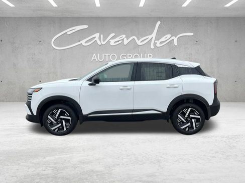 New 2026 Nissan Kicks SV image 13