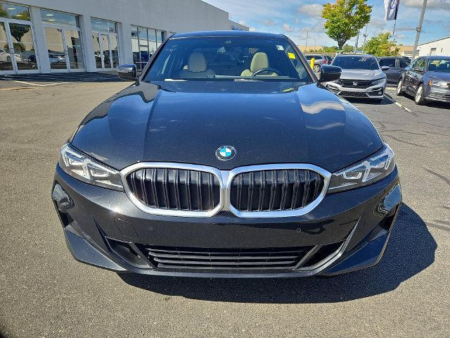 Used 2024 BMW 330i xDrive Sedan w/ Convenience Package AWD/4WD image 2