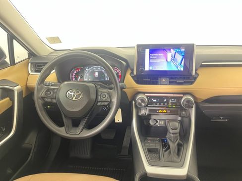 Certified 2025 Toyota RAV4 LE image 21