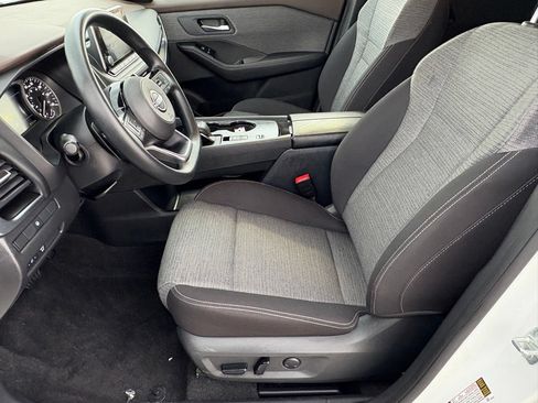 Certified 2023 Nissan Rogue SV FWD image 30