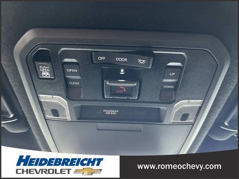 Used 2025 Toyota 4Runner TRD Off-Road Premium AWD/4WD image 25