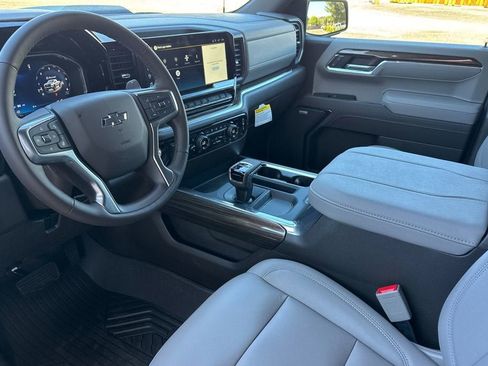 New 2026 Chevrolet Silverado 1500 LT Trail Boss w/ LT Trail Boss Premium Package AWD/4WD image 10