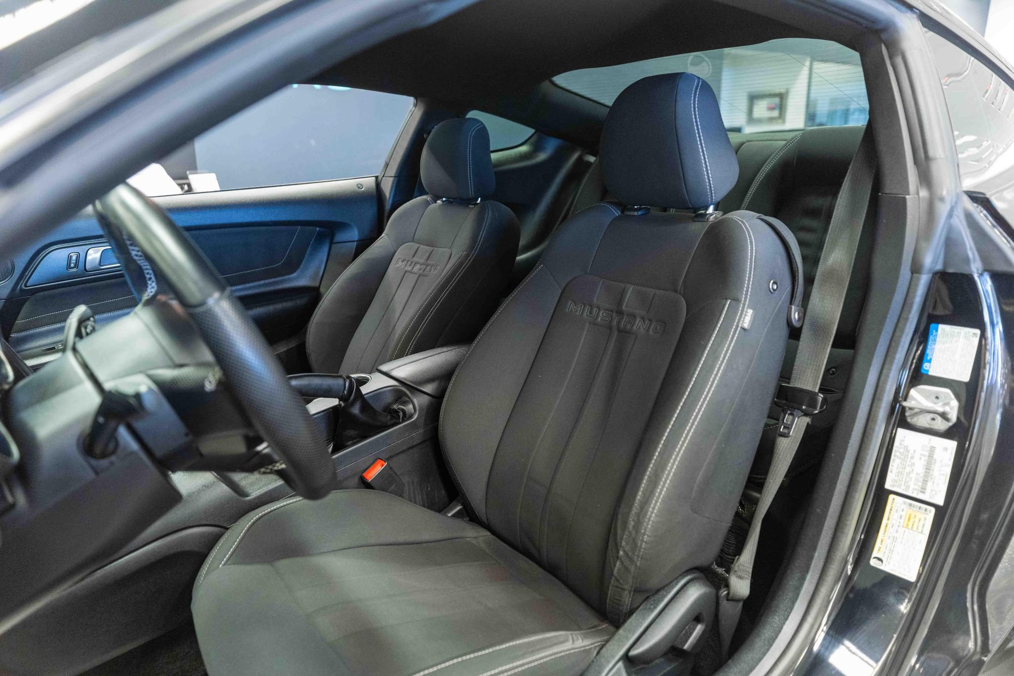 Used 2017 Ford Mustang Shelby GT350 RWD image 11