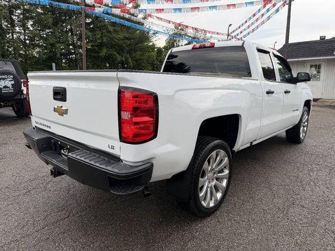Used 2019 Chevrolet Silverado 1500 W/T w/ WT Convenience Package AWD/4WD image 5