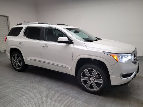 Used 2017 GMC Acadia Denali w/ Technology Package AWD/4WD image 11