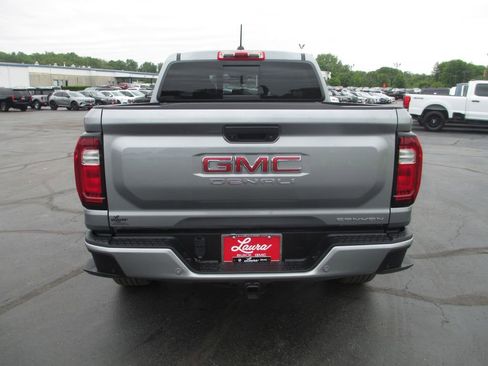 Used 2024 GMC Canyon Denali AWD/4WD image 7