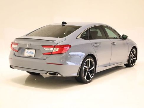 Used 2022 Honda Accord Sport image 6