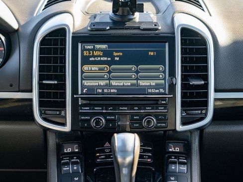 Used 2016 Porsche Cayenne S w/ Premium Plus Package image 19