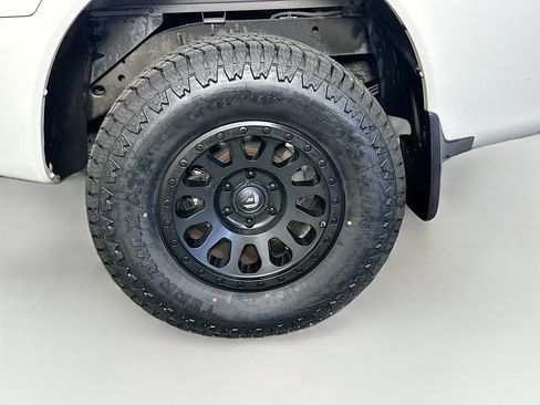 Used 2012 Nissan Titan S w/ S Popular Equipment Pkg AWD/4WD image 11