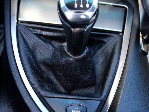 Used 2007 BMW 650i Coupe image 24