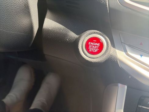 Used 2015 Honda Accord EX-L image 8