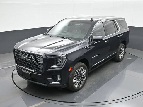 Used 2023 GMC Yukon Denali Ultimate AWD/4WD image 26