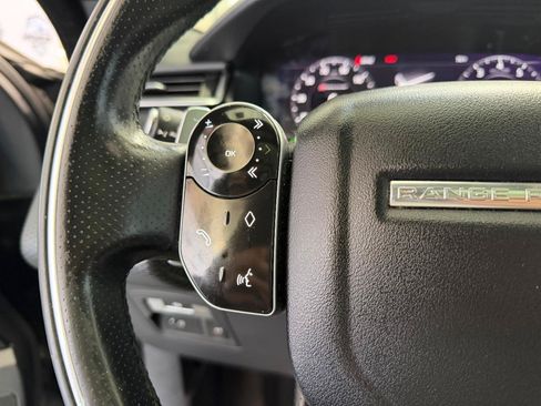 Used 2020 Land Rover Range Rover Velar R-Dynamic S AWD/4WD image 32