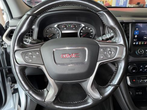 Used 2020 GMC Acadia SLT AWD/4WD image 15