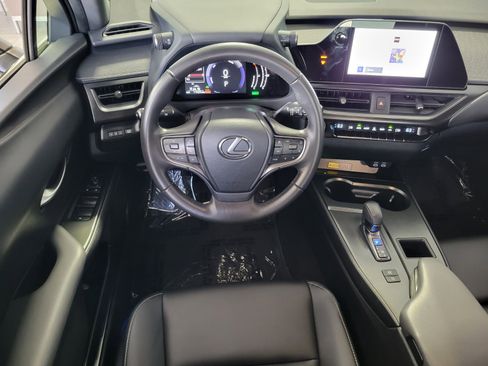 Certified 2025 Lexus UX 300h FWD w/ Accessory Package (Z2) image 14