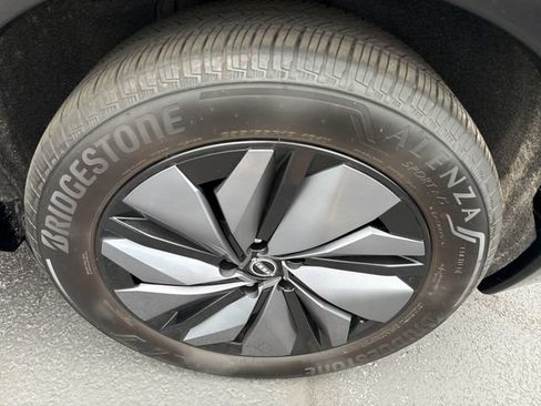 Used 2023 Nissan Ariya AWD image 27