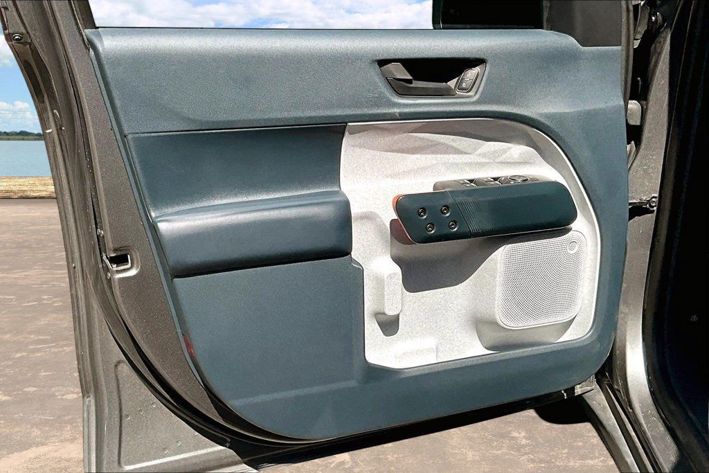 Certified 2024 Ford Maverick XLT FWD image 23