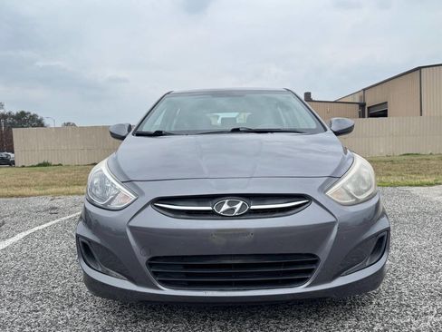 Used 2016 Hyundai Accent SE image 3