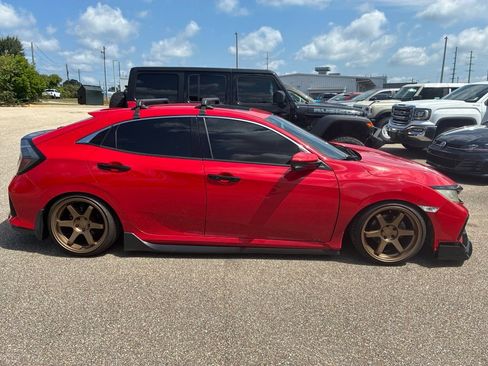 Used 2018 Honda Civic EX image 2