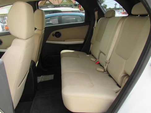 Used 2007 Pontiac Torrent 2WD w/ Preferred Package image 23