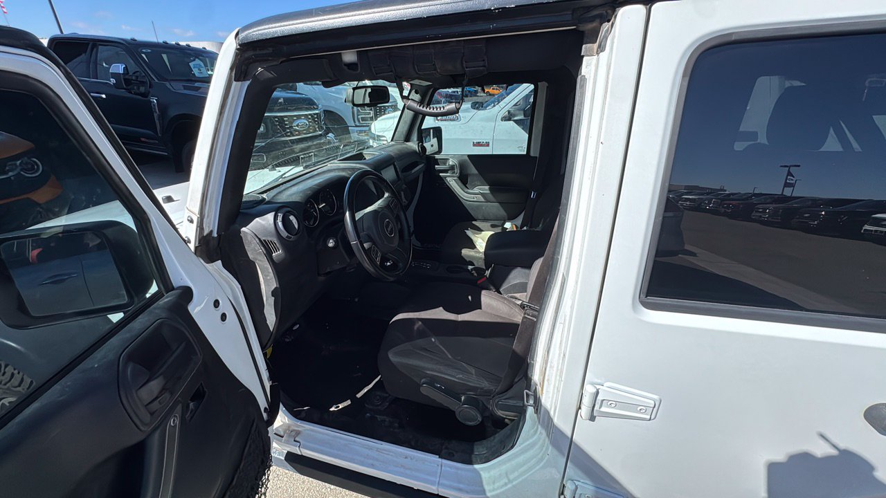 Used 2017 Jeep Wrangler Unlimited Sport w/ Quick Order Package 24S AWD/4WD image 3