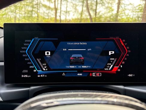 Used 2025 BMW M4 CS image 15