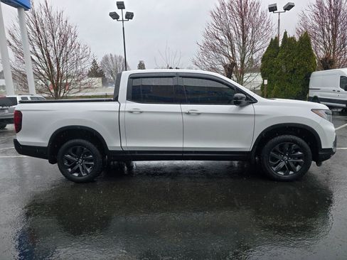 Certified 2023 Honda Ridgeline Sport image 6